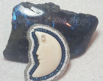 Embroidered Moon Brooch, Gift for Her, Gift for Mum, Gift for Sister, Gift Idea, Novelty, Gemstone, Seed Beads, Birthday, Present, Acessory
