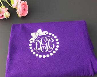 Monogram in pearl frame with bow shirt , monogrammed womens shirt , Pearl monogram top with pearls , southern style apparel