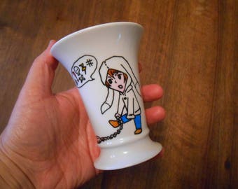 Mazagran (kind of glass) - Alice's Adventures in Wonderland - White Rabbit