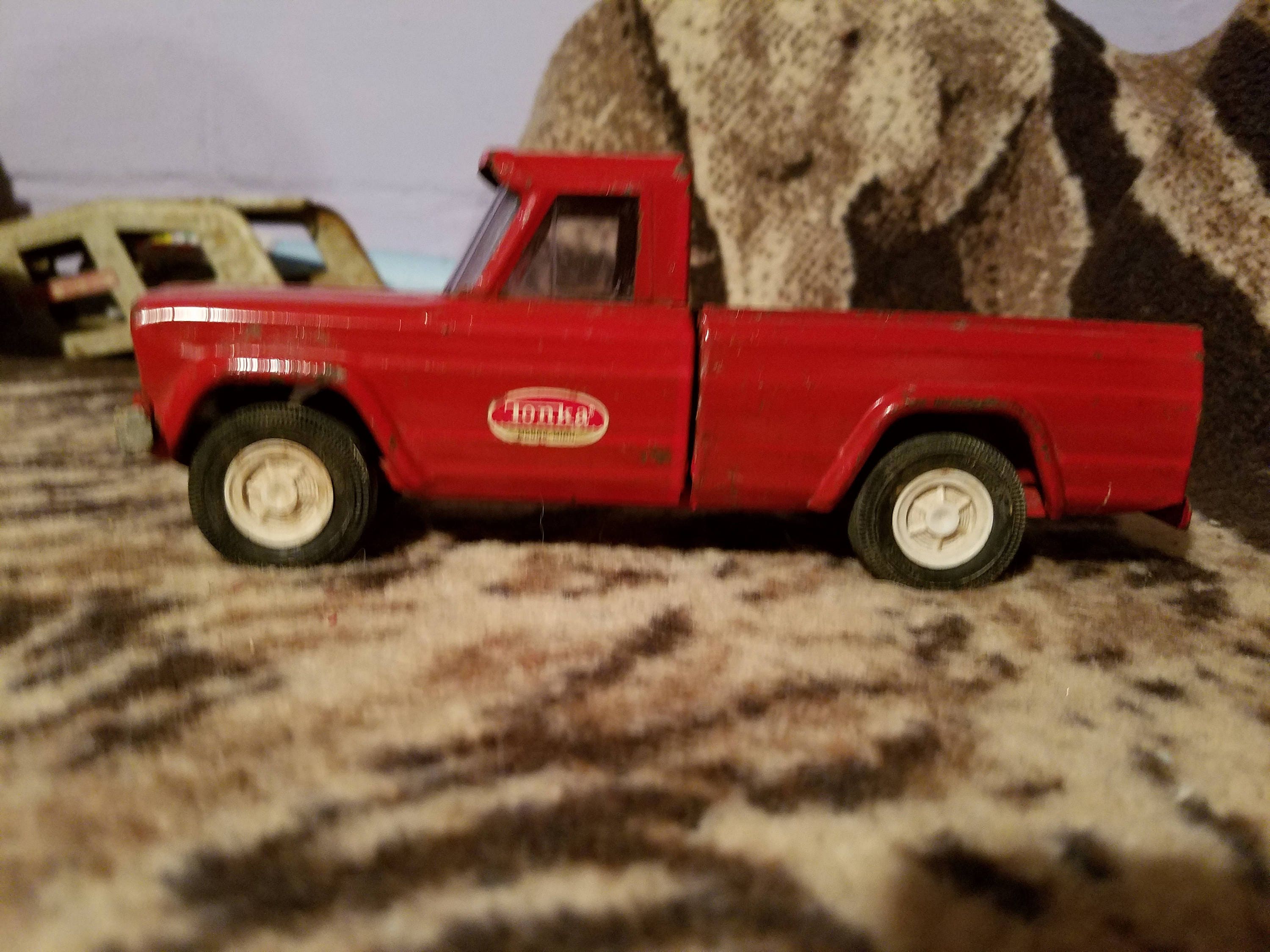 vintage tonka jeep truck