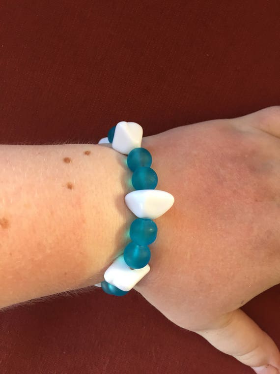 Blue and white beaded bracelet