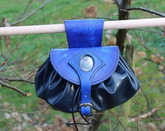 Mother of Pearl gemstone and leather purse