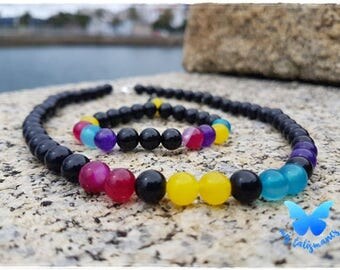 Set with agates with colored stones