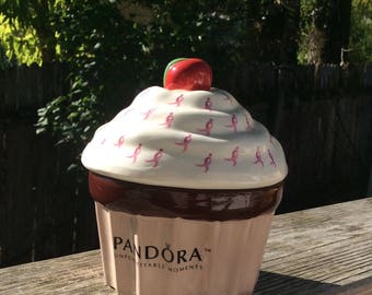 PANDORA Cupcake Jewelry Box Holder Susan G. Komen Pink Ribbon Cancer Awareness
