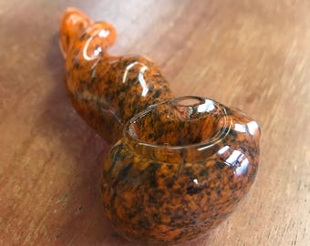 Bottom Twisted Pipe/Glass Smoking Pipe