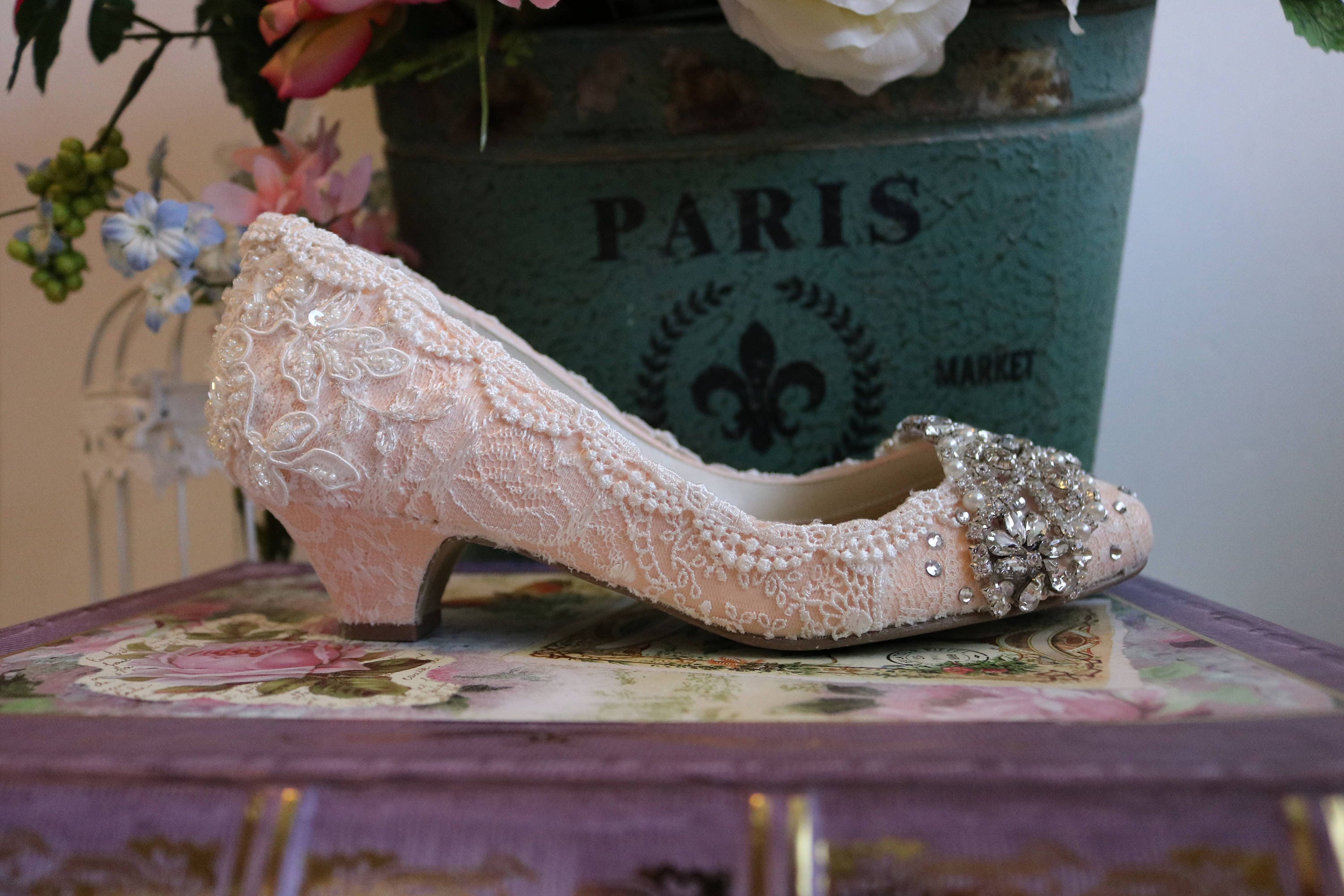 Blush Wedding Shoes . Mid-heel Wedding shoes . Champagne