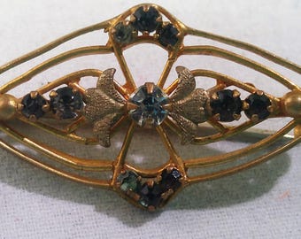 Victorian Collar Breast Brooch Pin Antique w C Clasp #B583