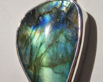 LABRADORITE PENDANT, AA Quality, Georgeous Blues, Greens, Golds, Sterling Silver