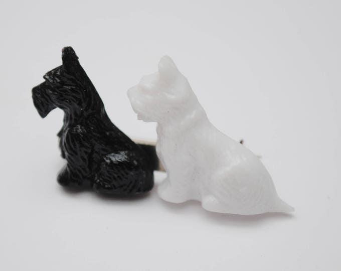 Scottie brooch - two dogs- Black white - plastic - signed Made in Great Britain