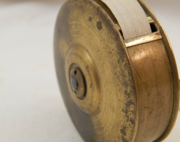 Antique 19 th French Century Brass 10 Meter Retractable Tape Measure, Metal Measuring Instrument from France, Wind Up, Retro Brocante Decor Antique 19 th French Century Brass 10 Meter Retractable Tape Measure, Metal Measuring Instrument from France, Wind Up, Retro Brocante Decor