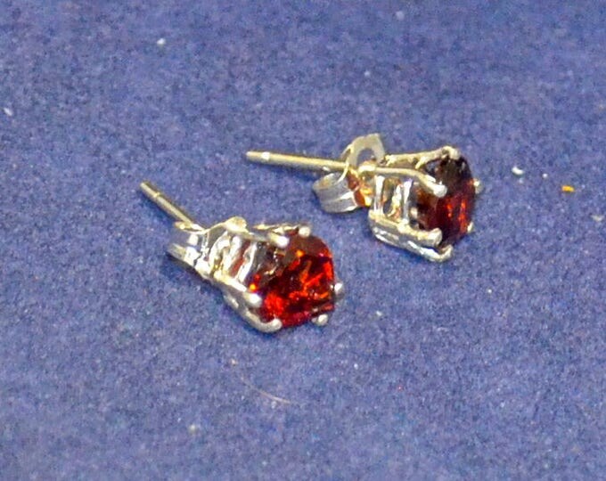 Red Garnet Stud Earrings, 6mm Hearts, Natural, Set in Sterling Silver E1084