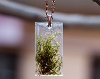 Moss Resin Pendant. Moss Pendant Necklace. pendant, moss in woter