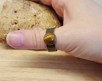 Mens Tiger's eye ring. Crystal Reiki jewelry. Capricorn jewelry. Brown gemstone adjustable Mens ring