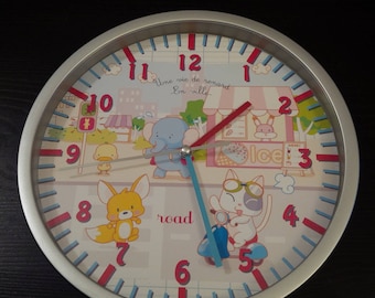 Educational clock a Fox in the city life