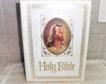 Vintage Red letter Edition King James version Holy Bible