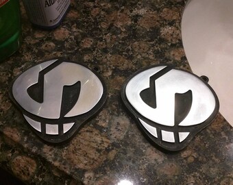 Metal Team Skull Pendant