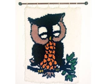 SALE** Vintage Owl Rug, Hooked, Handmade, Wall Art, Folk Art, Nature Bird Animal Cottage Country Decor Textile