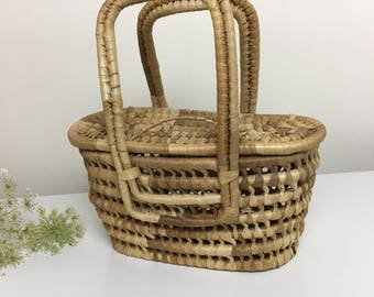 60's-70's Basket Purse