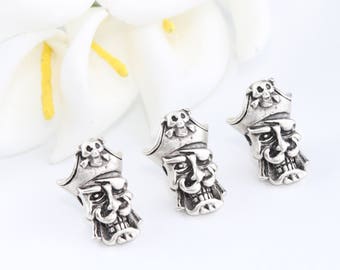 Pirate Bead,Antique Silver Pirate Head Bead,Pirate Head Charm,Head Charm,Skull Bead,Pirate Bead,Bracelet Charm,Pirate Skull Bead,SKU/AG17