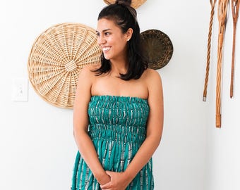 Vintage emerald green strapless dress