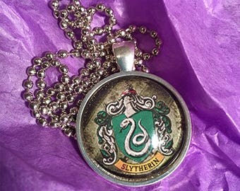 Harry Potter House Crest Jewelry, Slytherin Necklace, Gryffindor Necklace, Hufflepuff Necklace, Ravenclaw Necklace, Harry Potter Jewelry