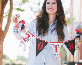SENIOR 2018 BANNER / Class of 2018 banner / 2018 banner / Graduation banner / 2018 Graduation party decorations / High school graduation