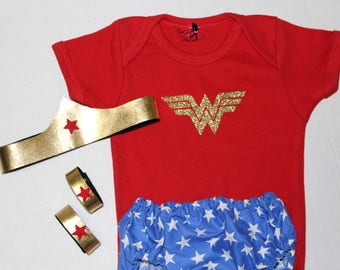 Baby Wonder Woman Outfit - Baby Halloween Costume - Super Hero Baby - Girl Halloween Costume - Newborn Photo Prop - Wonder Woman - Dress Up