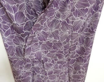 Purple and White Hibiscus Pattern Kimono