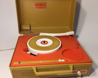 Solid State - Portable record player - unknown working condition