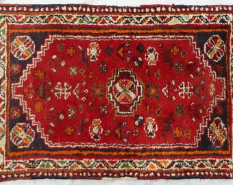 Antique Oriental "Shiraz " Luri - Tribal - Rug 2.5 x 2.6 ft // 100 x 69 cm. .