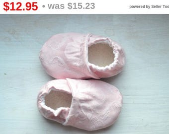 Sale Flower girl baby shoes lace baby shoes light pink baby shoes wedding girl shoes flower girl shoes soft sole lace shoes wedding baby ...