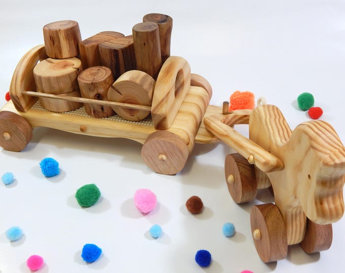 HORSE & CART SET - including 10 piece woodland building block set.