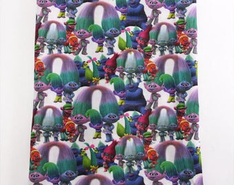 Tissu Coton imprimé thème "Les Trolls "