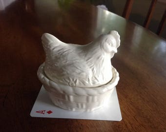 Small Ceramic Hen on Nest