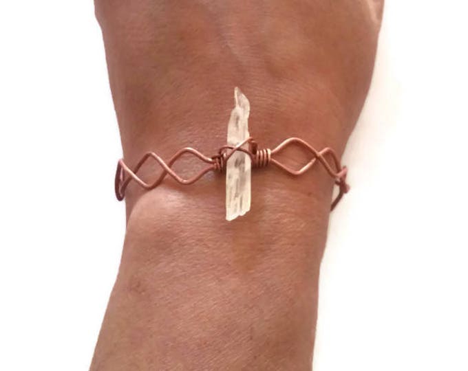 Quartz Crystal Copper Cuff Bracelet, Clear Quartz Bracelet, Healing Crystal Jewelry, Chakra Bracelet, Unique Birthday Gift, Gift for Her