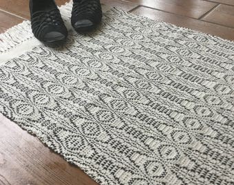washable rug - woven rug - washable kitchen rug - bathroom rug - Kitchen rug - area rug - area mat - custom area rug - handwoven -monochrome
