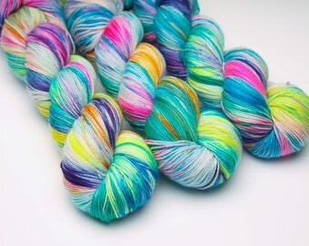 Ready to Ship 'Disco 2000' 100g sock weight SW Merino / hand dyed yarn / superwash/ indie dyer / sock yarn / crochet / knitting