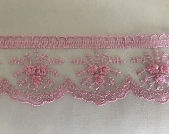 Ribbon lace 5.5 cm approximately pink tulle