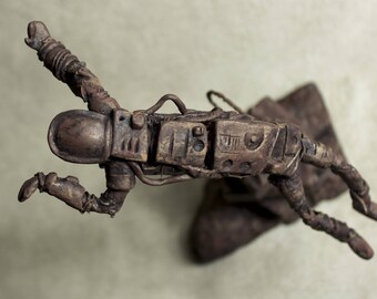 The astronaut - mixed media Sculpture
