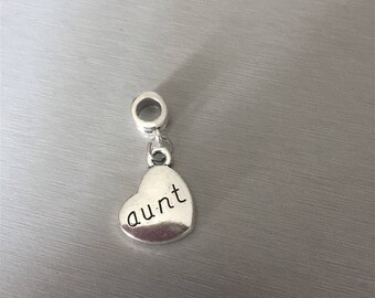 HEART 30 "AUNT" inscription