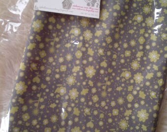 Fabric printed thousand flowers on black background