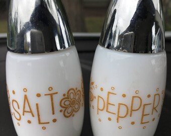 Gold Butterfly print salt and pepper shakers