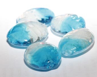Set of 2 two-colored lampwork glass beads