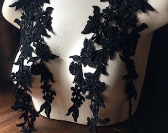 2 BLACK Lace Appliques American made for Bridal, Straps, Lace Jewelry, Costume Design IA 741bblk
