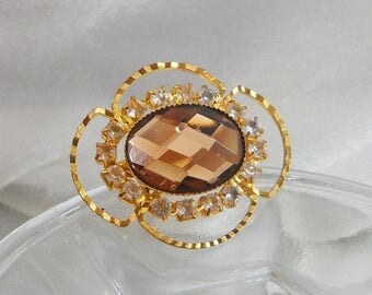 SALE Vintage Rhinestone Brooch. Brown Glass Faceted Stone. Clear Rhinestones.