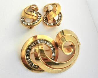 Mid-century Art Deco French geometrical brooch and earrings set - bright gold finish accentuated by small diamond rhinestone--954/4
