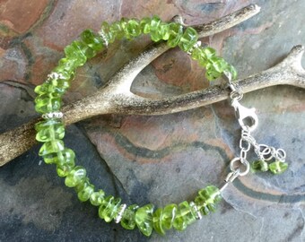 Peridot Bracelet,Wire Wrapped Green Peridot Bracelet, Peridot Jewelry, Peridot August Birthstone, Peridot Gemstone Bracelet,