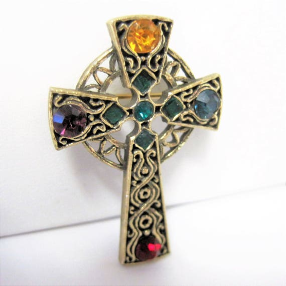 Celtic Cross Brooch - Rhinestone Settings - Gold Tone Metal