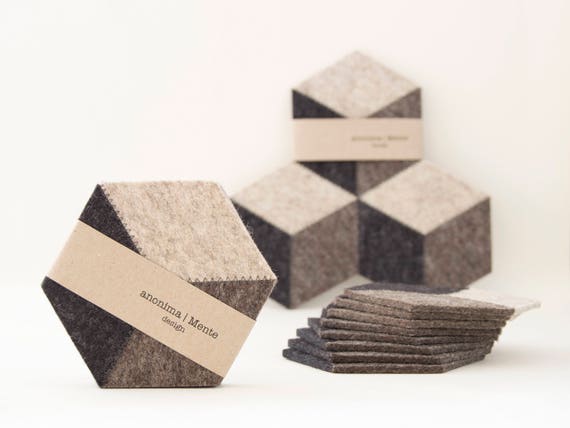 Set of dark grey felt coasters / wool felt coasters / grey coasters / geometric coasters / handmade / gift idea / made in Italy