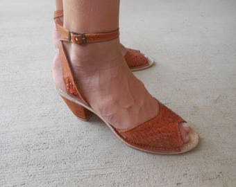 Vintage LEATHER peep toe SANDALS heels woven ankle strap size 6 narrow